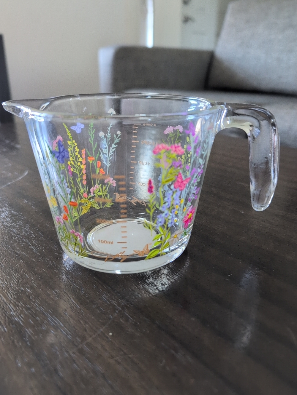 Glass Measuring Cup with Colorful Wildflower Dolly Parton Limited Edition
